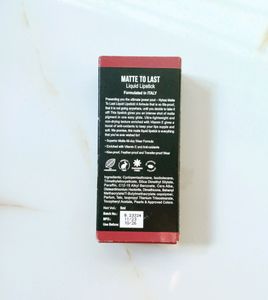 Nykaa Matte To Last Liquid Lipstick