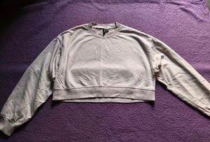 H&amp;M Sweatshirt