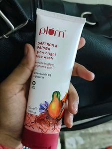 Plum Saffron Face Wash