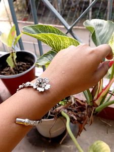 Silver Bangle Bracelet And Earring set