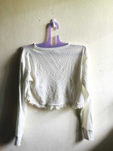 BRAND NEW CROP TOP WHITE
