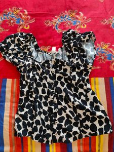 HnM Puff Sleeves Top
