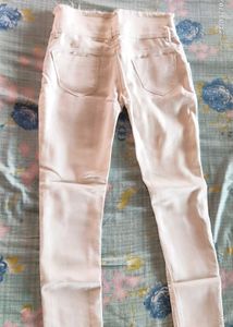 Women&#39;s White Jeans