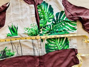 Kurta Of W - Front Buttons And Green Leaves Print