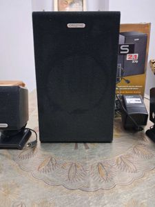 Creative 2.1 Speakers With Woofer