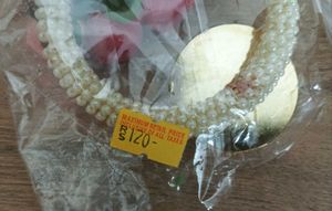 DECORATIVE CANDLE HOLDER