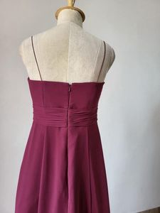 Elegant Burgundy Maxi Dress
