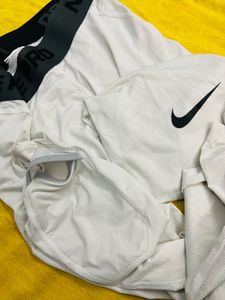 Nike Pro Dri-FIT  Tights Stretching