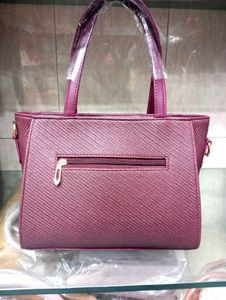 💥Stylish and Elegant Maroon Handbag 👜