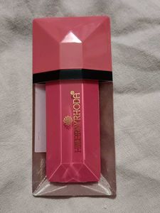 Hillary Rhoda Matte On Lipstick