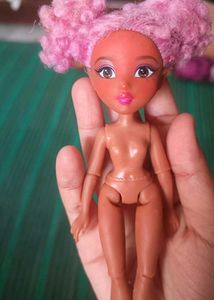 Bratz doll