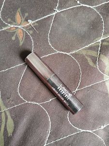 Lakme Absolute Limited Edition Matte