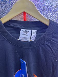 ADIDAS DOWNSHOULDER