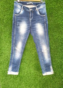 Stylish Distressed Blue Denim Jeans