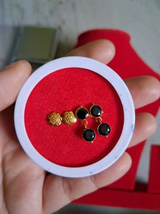 Earrings: Gold & Black