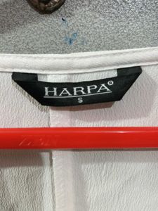 Chic White Long Sleeve Top