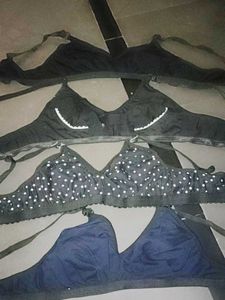Combo Bras Selling Jus Lightly Used