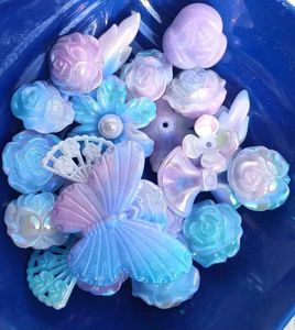 glossy pastel bead soup