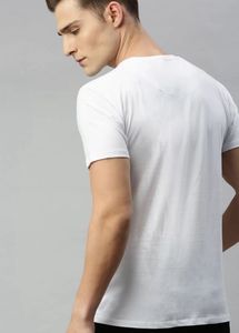 Harvard Men Off-White Solid Round Neck T-shirt
