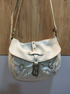 Stylish Sling Bag 🌸
