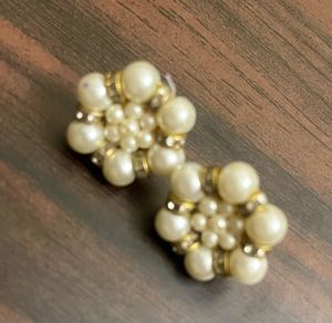 Elegant Pearl Necklace &amp; Earring Set