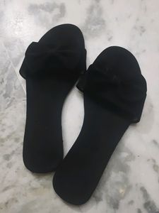 Flat Slippers