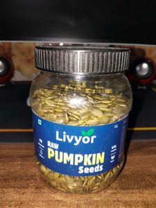 Livyor Raw Pumpkin Seeds for eating - 400gm (B)