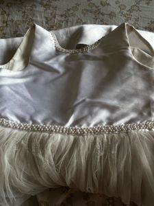 Girl&#39;s Party Dress