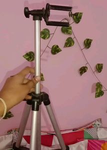 Tripod Stand