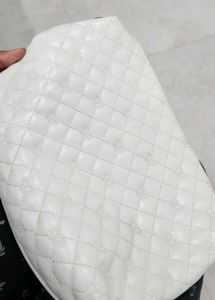 Kleio White Sling Bag