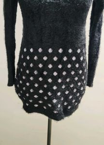 Cozy Black Knit long sleeves