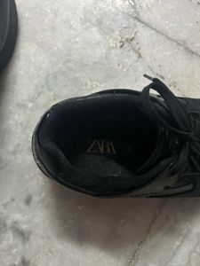 Zara Black Shoes