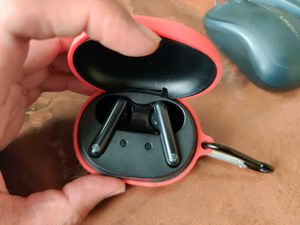 TWS With Battery issue