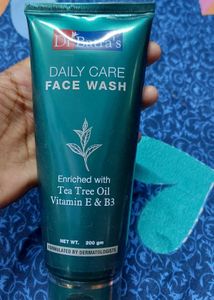 Dr. Batra&#39;s Skincare Set COMBO 4 + FREE Freebies🥳