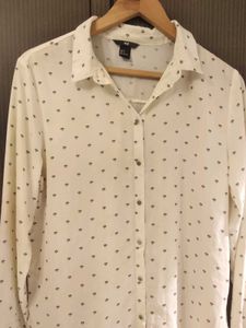H&amp;M Patterned Button-Down Shirt