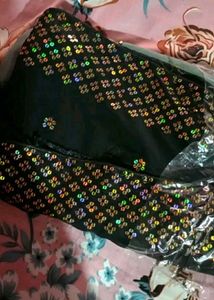 DESIGNER SAREE WITH BLOUSE PIECE (TOTALLY NEW)