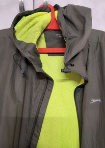 PUMA ..AWESOME JERKIN AT VERY LOW PRICE..