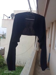 Black Cropped Cardigan