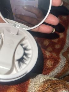 New Magnetic Eyelashes with Case