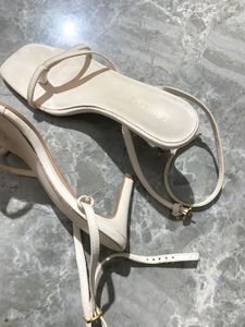 Truffle collection elegant white heels