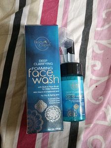 Body Cupid Deep Clarifying Foaming Face Wash