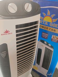 Surya Gold Tower Fan