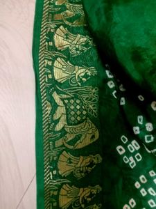 Jamnagiri Bandhani