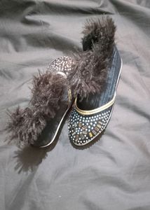 Black Colour Girls Beautiful Stylish Shoe😊