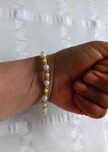 COMBO : Pearls Bracelet AND Dazzling Earrings