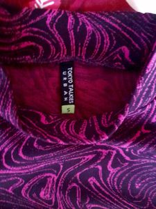 Patterned Sleeveless Top