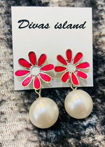 Pearl &amp; Flower Earrings