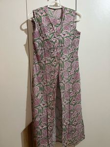 Floral Print Sleeveless kurta and pant
