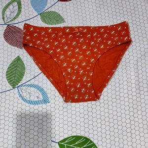 8 Amante Panties