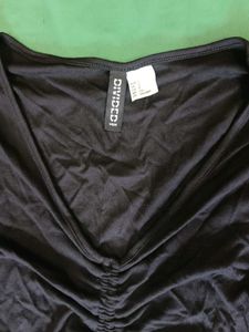 Cute Black Crop Long Sleeve Top